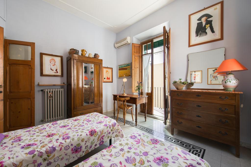 Colosseo Holiday House Rome Exterior photo